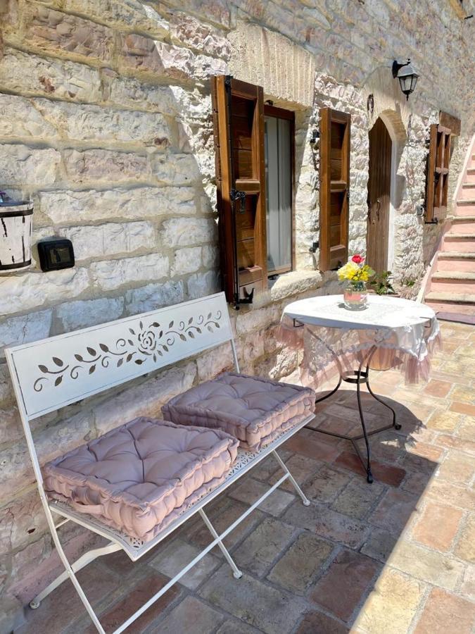 B&B Il Poggetto Serra Sant'Abbondio Exterior photo